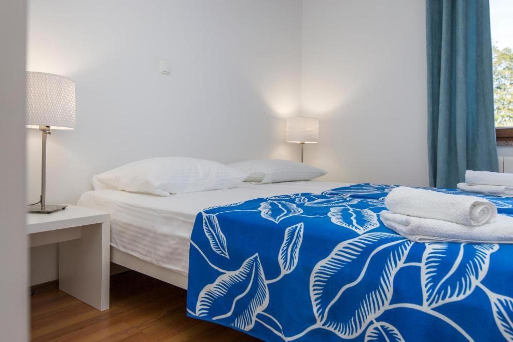 Apartments "Alen" Nedeščina Kültér fotó